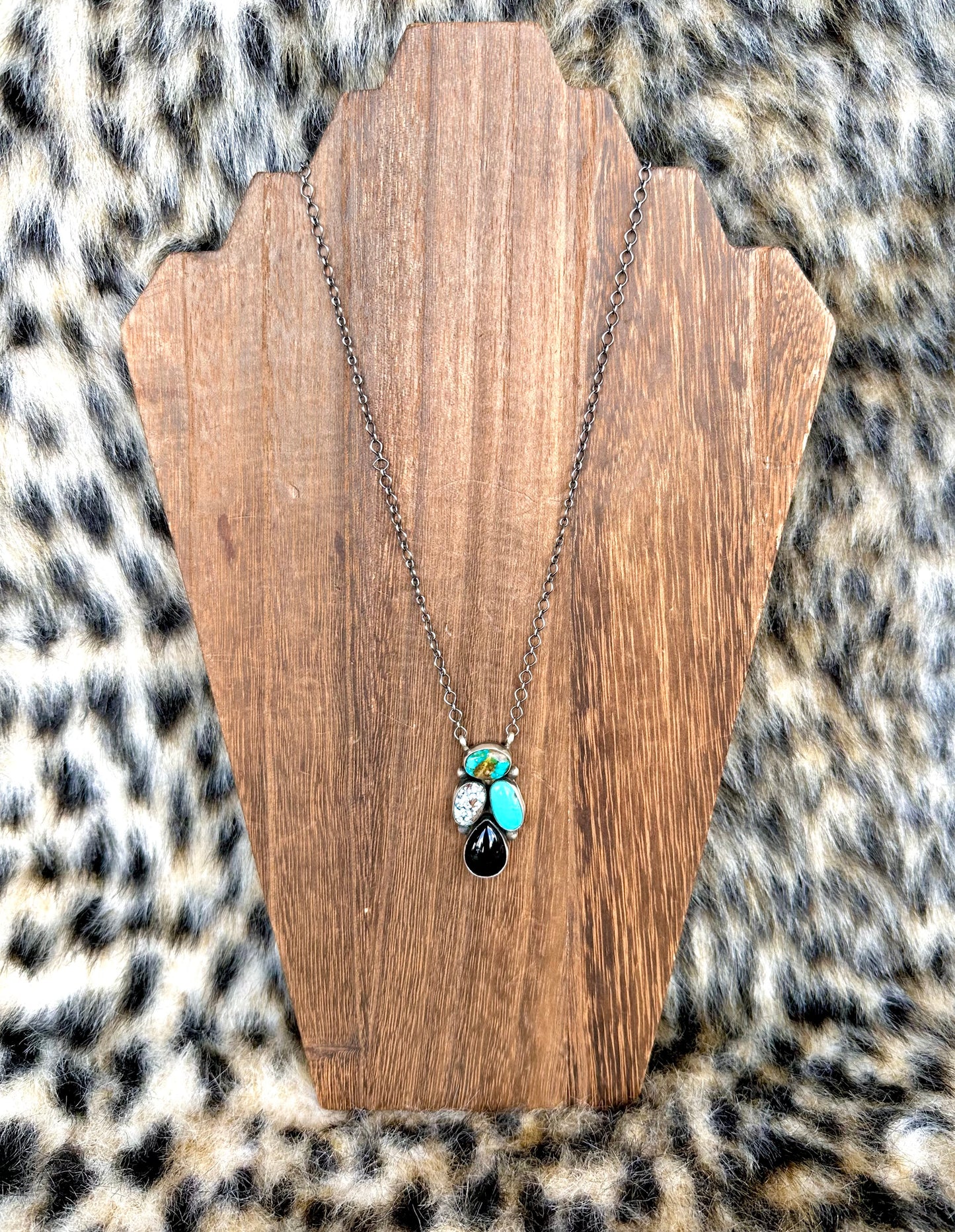 4 Stone Cluster Necklace