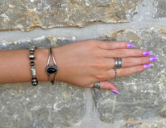 Black Onyx Teardrop Cuff